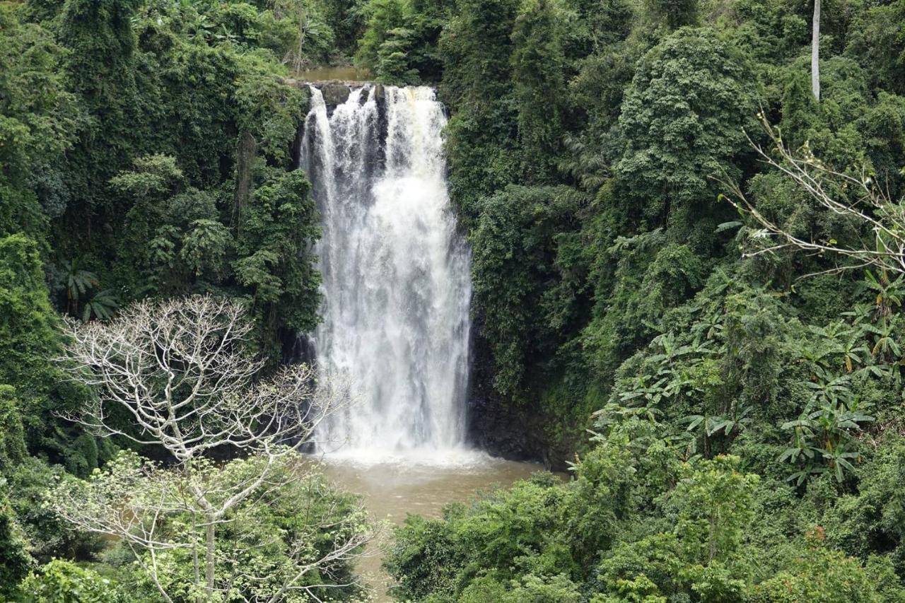 Ivory Falls Villa Di Linh Exterior photo